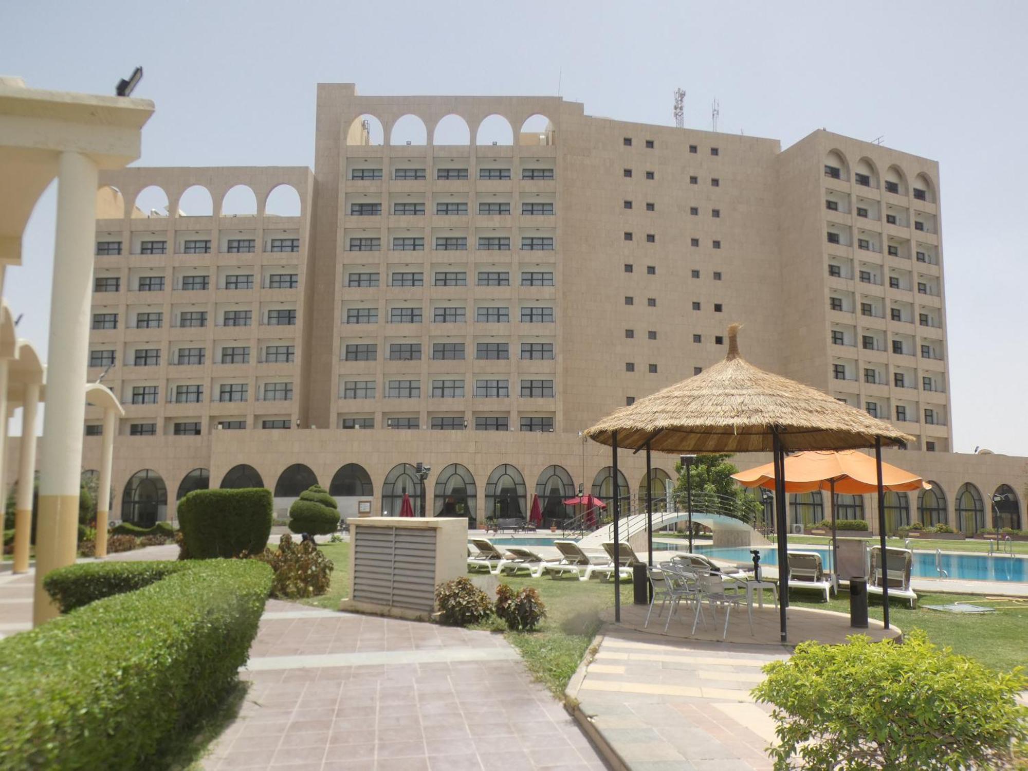 L'Amitie Hotel NʼDjamena מראה חיצוני תמונה