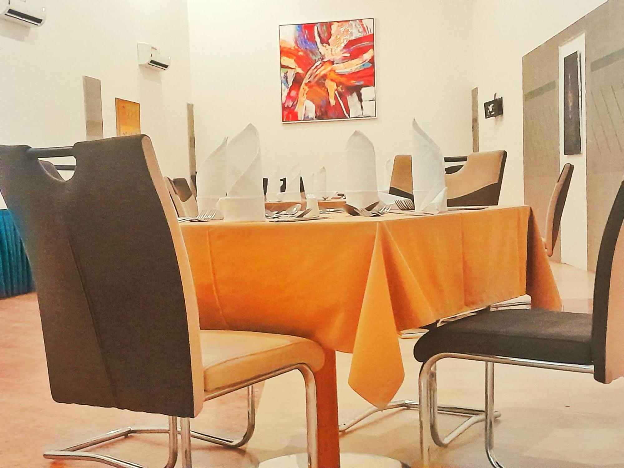 L'Amitie Hotel NʼDjamena מראה חיצוני תמונה