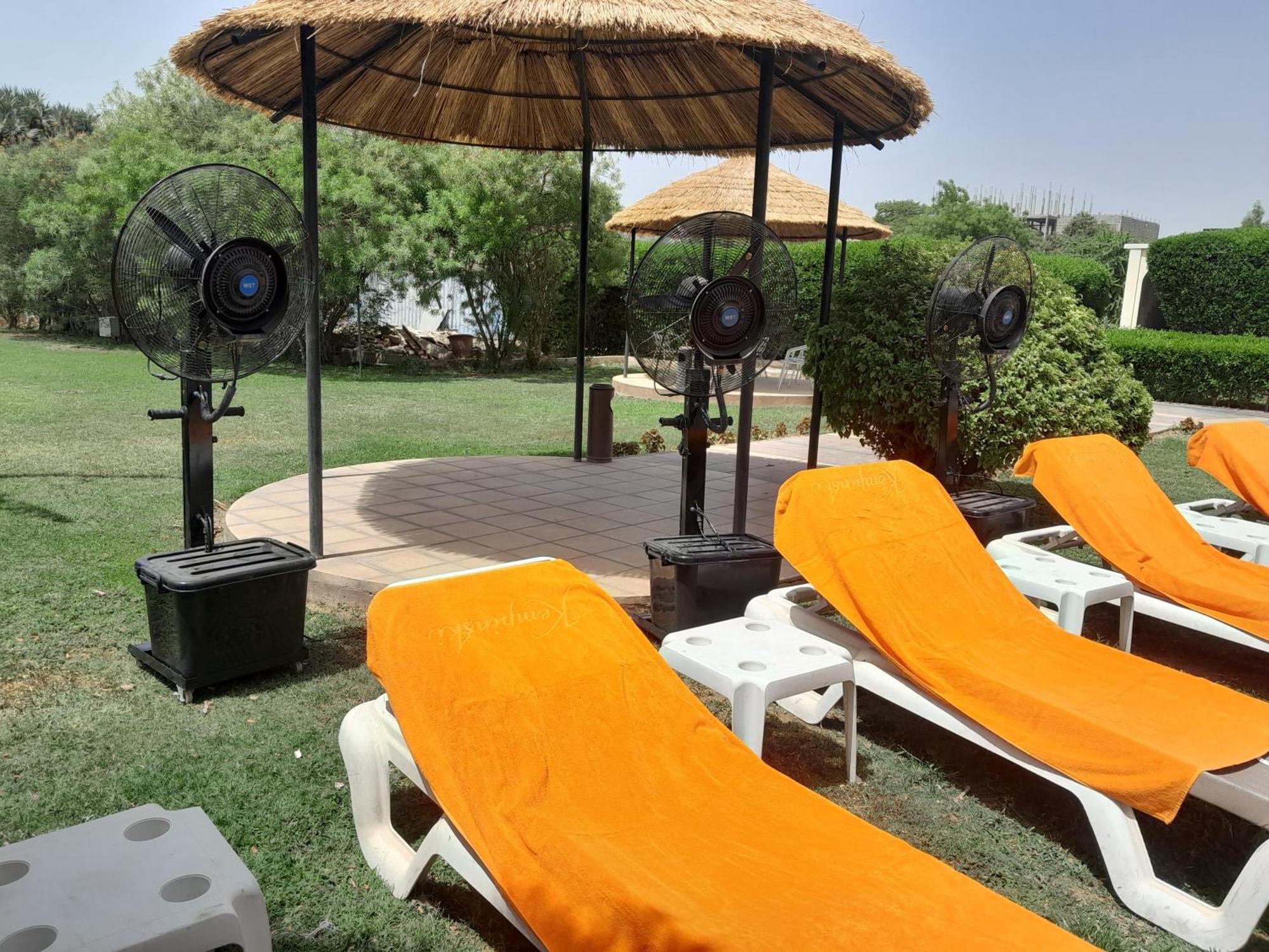 L'Amitie Hotel NʼDjamena מראה חיצוני תמונה